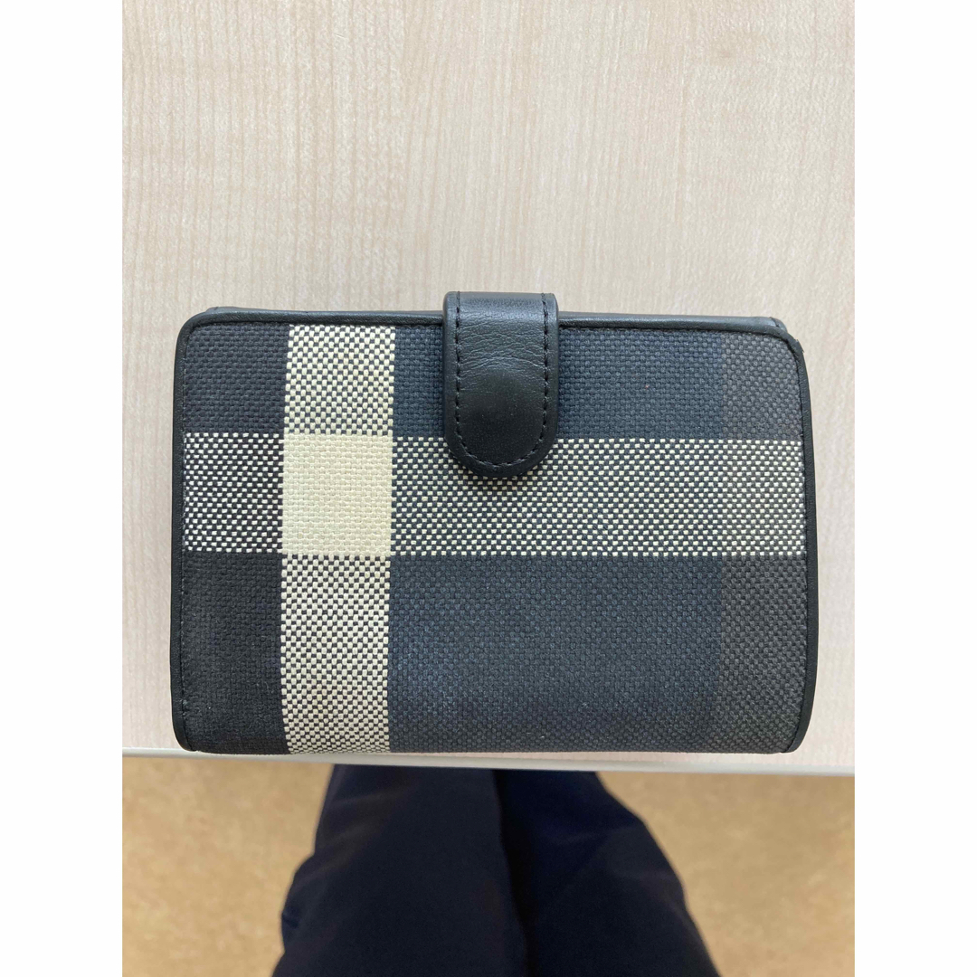 BURBERRY BLUE LABEL(バーバリーブルーレーベル)のブルーレーベル　２つ折り財布 レディースのファッション小物(財布)の商品写真