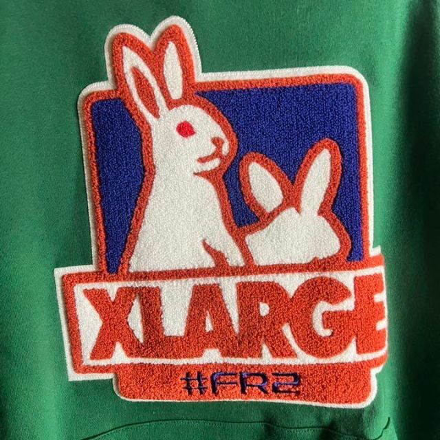 【最高デザイン】 FR2 XLARGE 限定コラボ パーカー パイルロゴ M