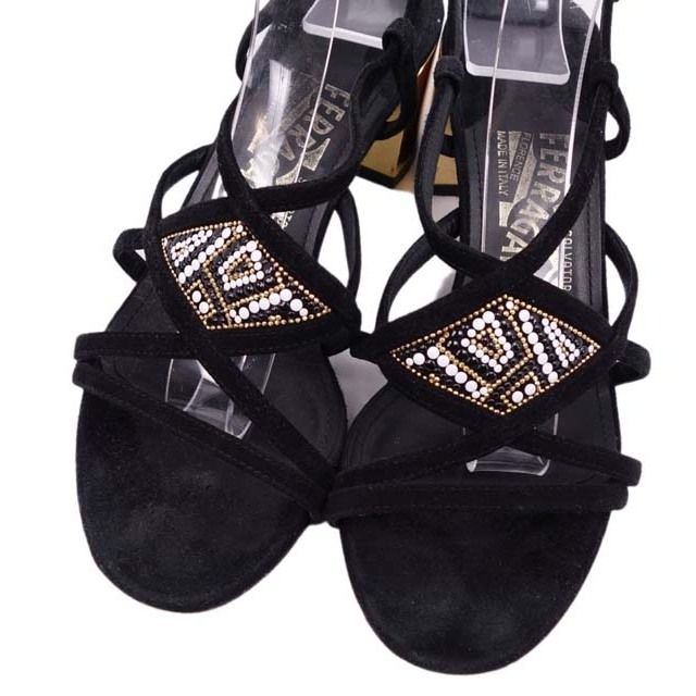 Salvatore Ferragamo(サルヴァトーレフェラガモ)のサルヴァトーレ フェラガモ サンダル ビジュー装飾 スウェード 5D ブラック レディースの靴/シューズ(サンダル)の商品写真