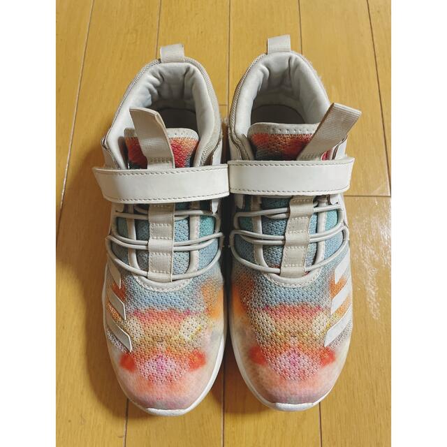 adidas(アディダス)のアディダス　23cm キッズ/ベビー/マタニティのキッズ靴/シューズ(15cm~)(スニーカー)の商品写真