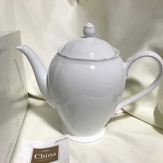 ノリタケ(Noritake)のノリタケ　大　ポット　ティーポット　コティホワイト　未使用品　白　ホワイト　純白(食器)