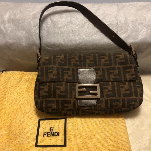 新品、本物、当店在庫だから安心】 FENDI - フェンディ マンマバケット