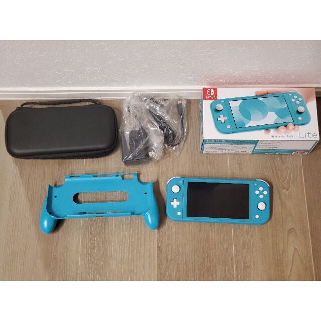 数量限定】 Nintendo ターコイズ ケース+グリップ付き Lite Switch