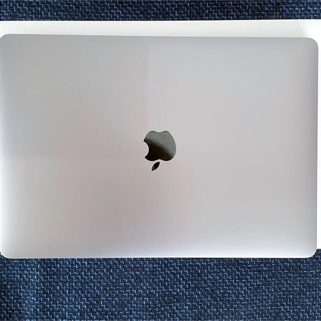 Apple(アップル)のmacbook air m1 model A2337 / 516GB 16GB スマホ/家電/カメラのPC/タブレット(ノートPC)の商品写真