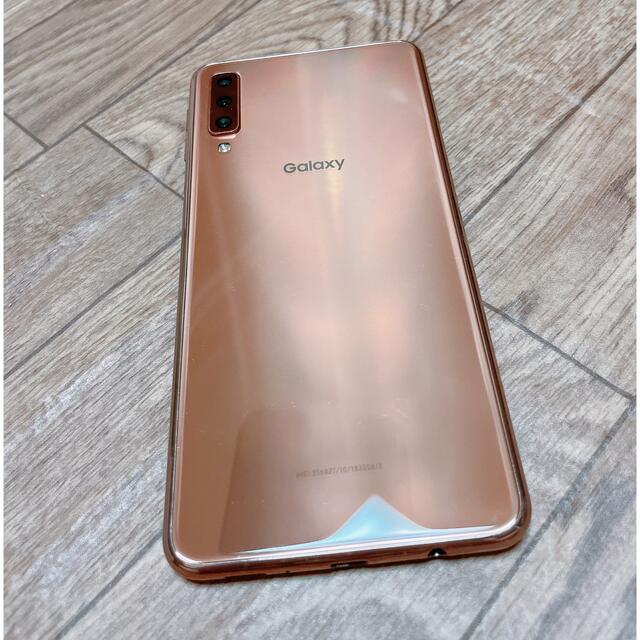 Galaxy(ギャラクシー)のSAMSUNG Galaxy A7 ゴールド SM-A750C スマホ/家電/カメラのスマートフォン/携帯電話(スマートフォン本体)の商品写真