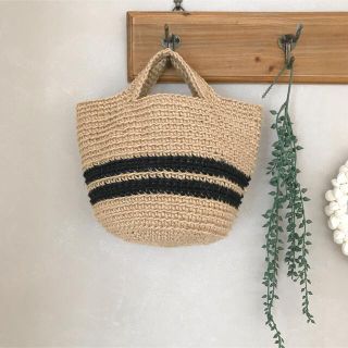 ハンドメイド 麻ひもバッグ マルシェバッグ ボーダー柄バッグ ベージュ×ブラック(バッグ)