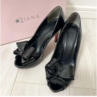 ダイアナ(DIANA)のDIANA ダイアナ　21.5 日本製　ブラック　エナメル　リボン　パンプス(ハイヒール/パンプス)