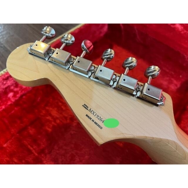 Fender(フェンダー)のFender STRATOCASTER Neck + Warmoth body 楽器のギター(エレキギター)の商品写真