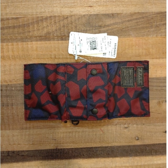 PORTER × MARNI holding zip wallet