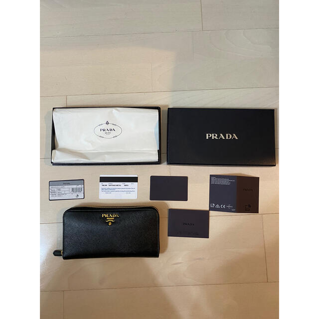 PRADAプラダサフィアーノ長財布 - 財布
