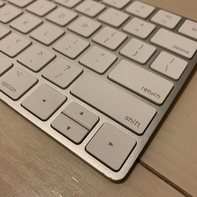 Apple(アップル)のMagic Keyboard silver(A1644 US キーボード) スマホ/家電/カメラのPC/タブレット(PC周辺機器)の商品写真