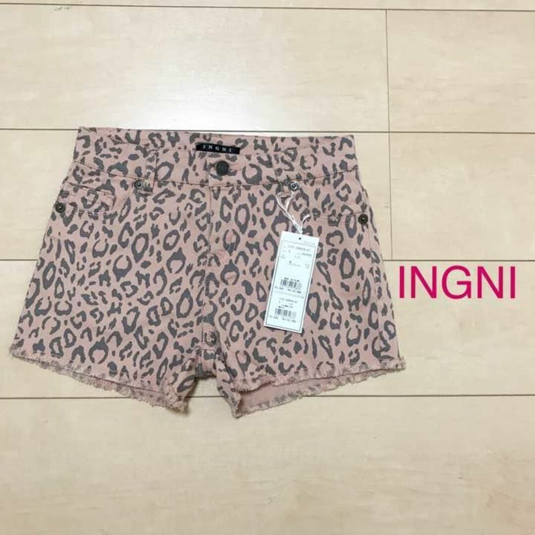 INGNI(イング)の【0445】INGNI ヒョウ柄 スキニー ショートパンツ S レディースのパンツ(ショートパンツ)の商品写真