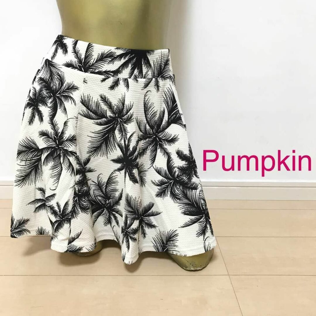 【0334】Pumpkin ヤシの木 フレア スカート M ホワイト レディースのスカート(ミニスカート)の商品写真