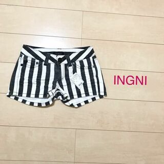イング(INGNI)の【0432】INGNI ストライプ ショートパンツ XS(ショートパンツ)