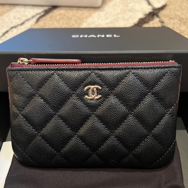 CHANEL(シャネル)のCHANEL シャネル　クラシックミニポーチ　クラシックポーチ レディースのファッション小物(ポーチ)の商品写真