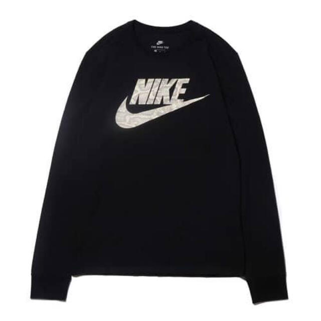 新品　NIKE XL ナイキ ロンT 白蛇　長袖 メンズのトップス(Tシャツ/カットソー(七分/長袖))の商品写真