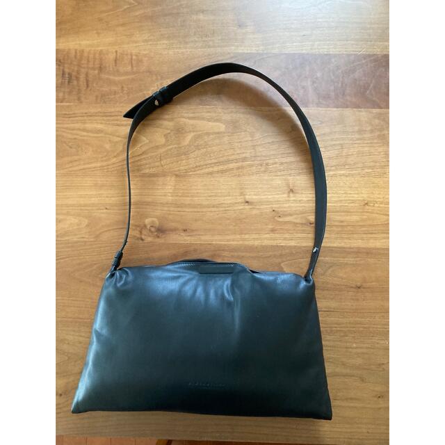 SIMON MILLER/ Vegan Leather Bag M