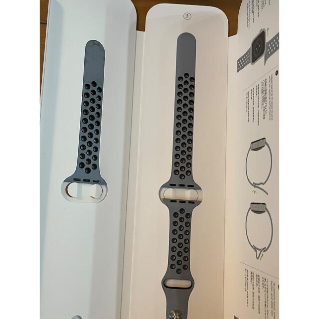 Apple Watch(アップルウォッチ)のApple Watch Series 6 Nike GPS 40mm シルバー メンズの時計(その他)の商品写真