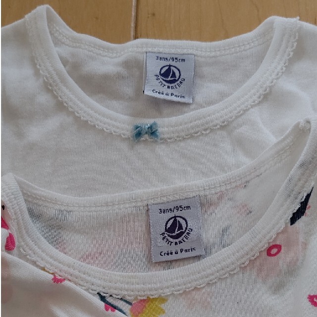 PETIT BATEAU(プチバトー)のPB 長袖インナー① 3a/95cm キッズ/ベビー/マタニティのキッズ服女の子用(90cm~)(下着)の商品写真