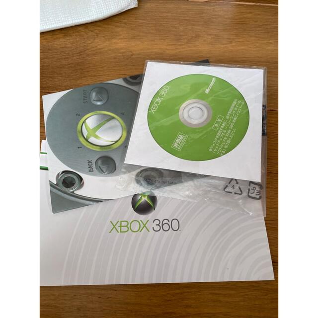 Xbox360(エックスボックス360)のワイヤレスレーシングホイール Xbox360 ※電池ありません エンタメ/ホビーのゲームソフト/ゲーム機本体(その他)の商品写真