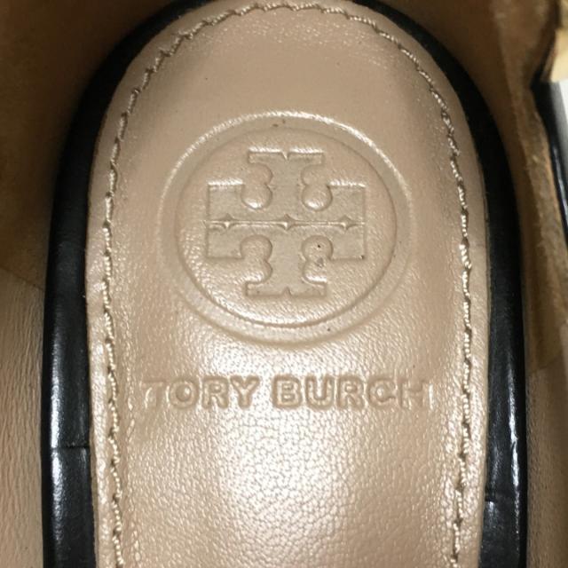 Tory Burch(トリーバーチ)のトリーバーチ パンプス 5M レディース - 黒 レディースの靴/シューズ(ハイヒール/パンプス)の商品写真