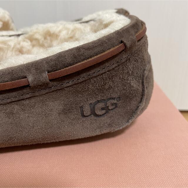 UGG(アグ)のリコリコ様　UGG アグ　モカシン ダコタ レディースの靴/シューズ(スリッポン/モカシン)の商品写真