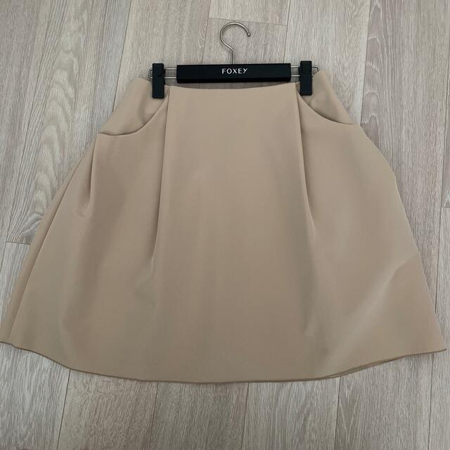 美品 フォクシー イリプス 40 ショート丈 | gellonautos.cl