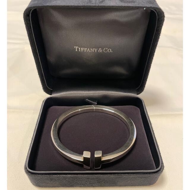 Tiffany & Co.(ティファニー)のtiffany T-SQUARE メンズのアクセサリー(バングル/リストバンド)の商品写真