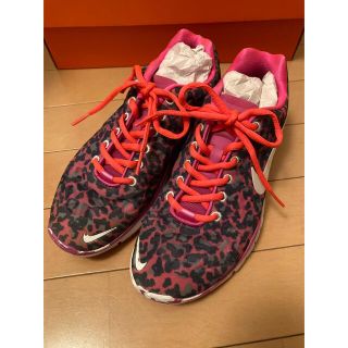 ナイキ(NIKE)のNIKE ナイキ 23.5(スニーカー)