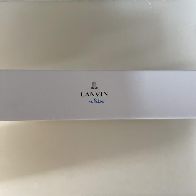 LANVIN en Bleu(ランバンオンブルー)のLANVIN  iPhone13ケース　新品未使用 スマホ/家電/カメラのスマホアクセサリー(iPhoneケース)の商品写真