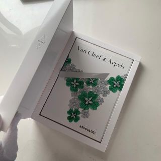 Van Cleef & Arpels（本）のフリマアイテム一覧