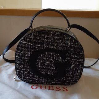 ゲス(GUESS)の送料無料(未使用)GUESSのGマークがワンポイントのショルダーバック(ショルダーバッグ)