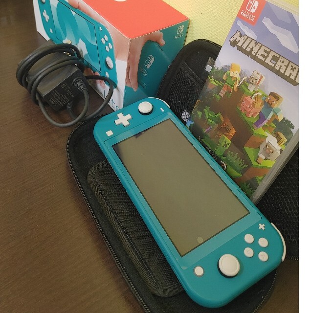 Nintendo Switch  Lite ターコイズ　カバー　充電器なし