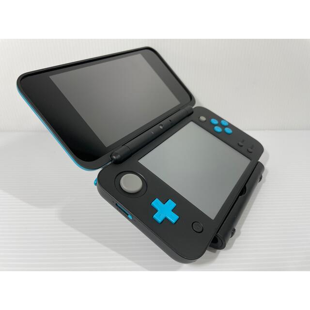 ニンテンドー2DS(ニンテンドー2DS)の【液晶美品・完品】 Newニンテンドー2DS LL ブラック×ターコイズ  本体 エンタメ/ホビーのゲームソフト/ゲーム機本体(携帯用ゲーム機本体)の商品写真