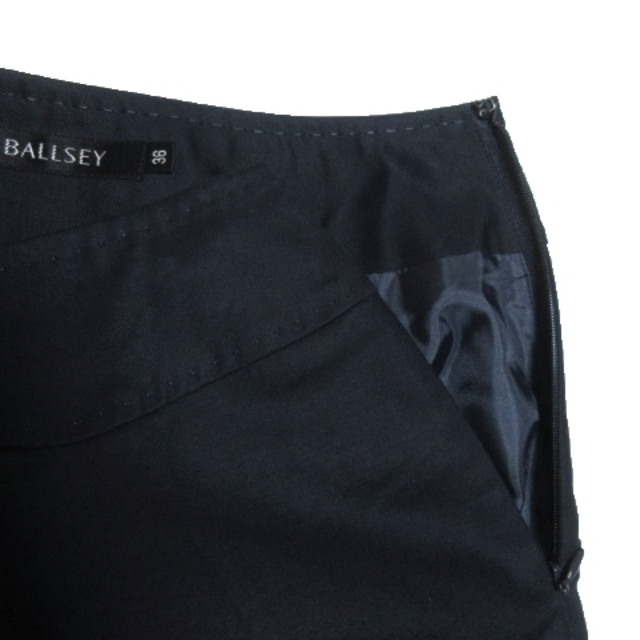 Ballsey(ボールジィ)のボールジー スカート タイト タック ミモレ ロング ストレッチ 36 紺 レディースのスカート(ロングスカート)の商品写真