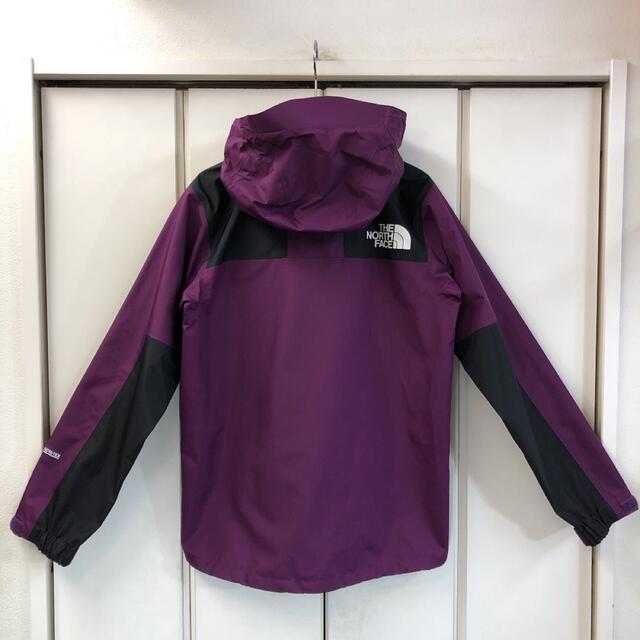 THE NORTH FACE(ザノースフェイス)の美品 THE NORTH FACE GORE-TEX マウンテンパーカー(M) レディースのジャケット/アウター(ナイロンジャケット)の商品写真