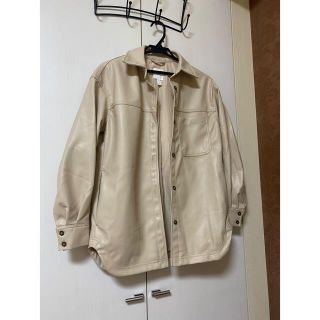 エイチアンドエム(H&M)の【H&M】フェイクレザー　ジャケット　オーバーサイズ　ベージュ　XS(レザージャケット)