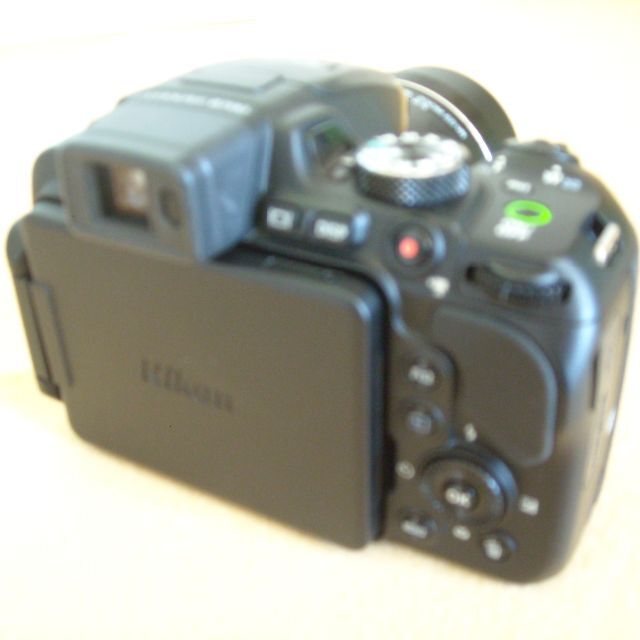 Nikon(ニコン)のNikon超望遠ズームカメラB700 スマホ/家電/カメラのカメラ(コンパクトデジタルカメラ)の商品写真