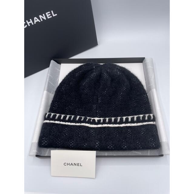 CHANEL(シャネル)の新作新品未使用 シャネル  ビーニー ニットキャップ BTS メンズの帽子(ニット帽/ビーニー)の商品写真