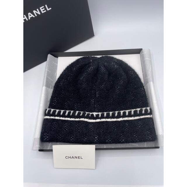 CHANEL(シャネル)の新作新品未使用 シャネル  ビーニー ニットキャップ BTS メンズの帽子(ニット帽/ビーニー)の商品写真