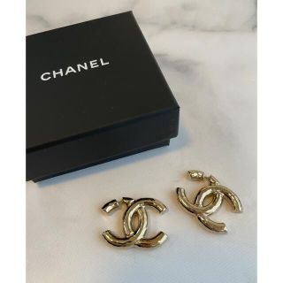 シャネル ミニ ピアスの通販 100点以上 | CHANELのレディースを買う ...