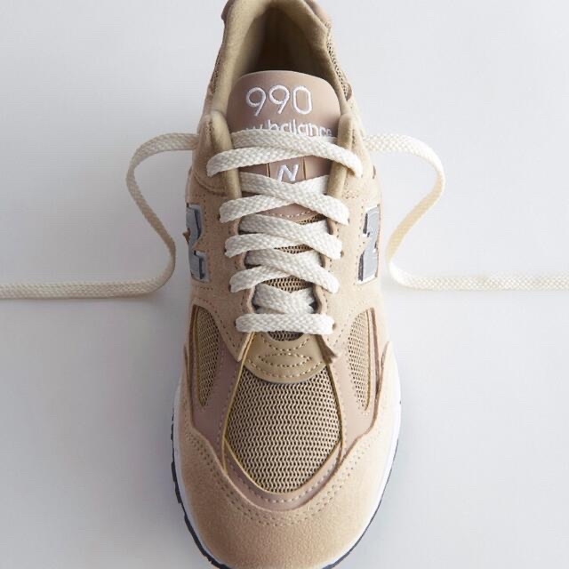 New Balance(ニューバランス)の【即日発送】Kith × New Balance 990V2  Tan メンズの靴/シューズ(スニーカー)の商品写真
