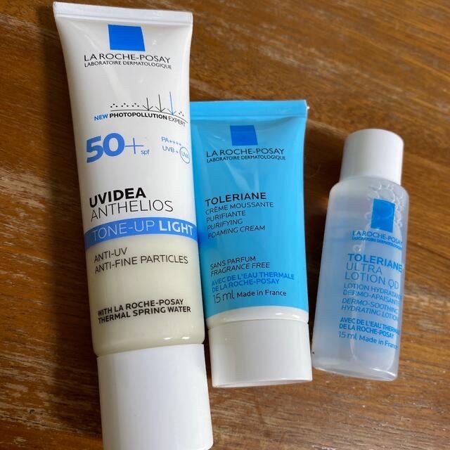 LA ROCHE-POSAY(ラロッシュポゼ)のラ　ロッシュ　ポゼ　プロテクショントーンアップ　ホワイト　30ml コスメ/美容のベースメイク/化粧品(化粧下地)の商品写真