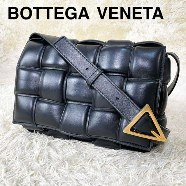 極美品 ボッテガヴェネタ パデットカセット ショルダーバッグ ブラック