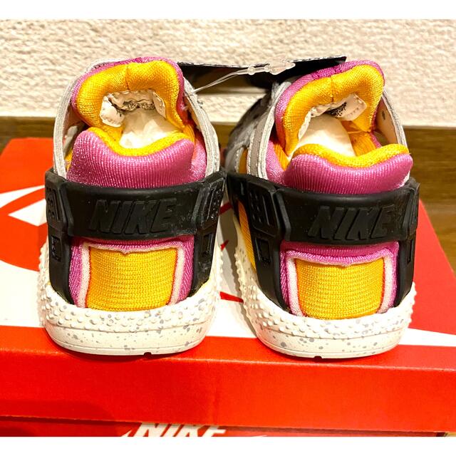 NIKE(ナイキ)の☆新品未使用☆ NIKE ハラチ ラン　キッズ　サイズ9cm キッズ/ベビー/マタニティのベビー靴/シューズ(~14cm)(スニーカー)の商品写真