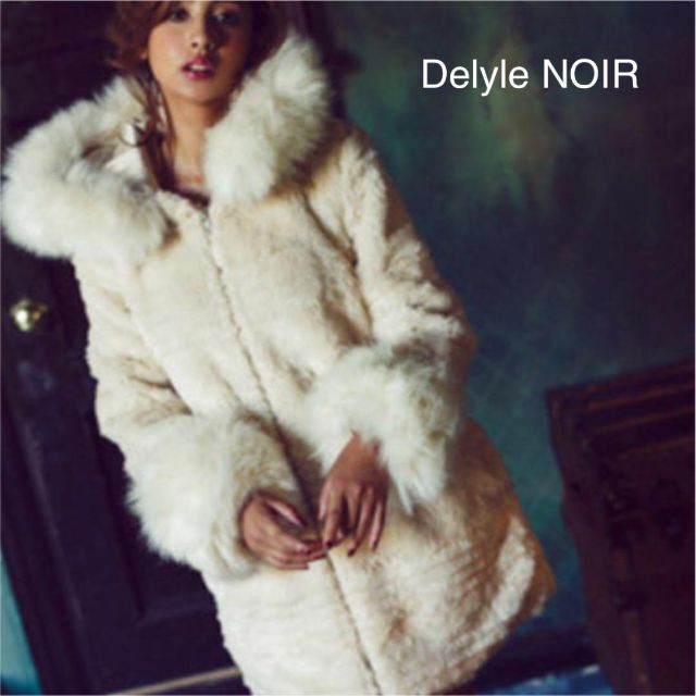 Delyle NOIR デイライルノアール ファーコート エコファー ベージュの ...