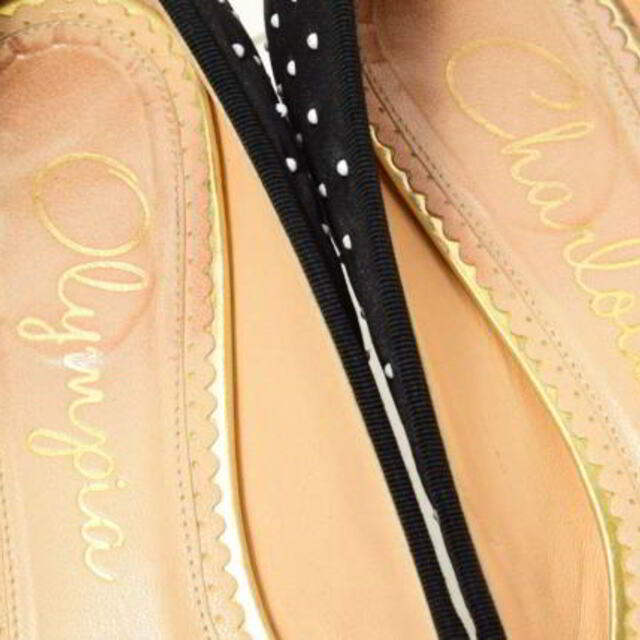 Charlotte Olympia(シャルロットオリンピア)のCharlotte Olympia DARCY シルクサテン フラットシューズ レディースの靴/シューズ(ハイヒール/パンプス)の商品写真