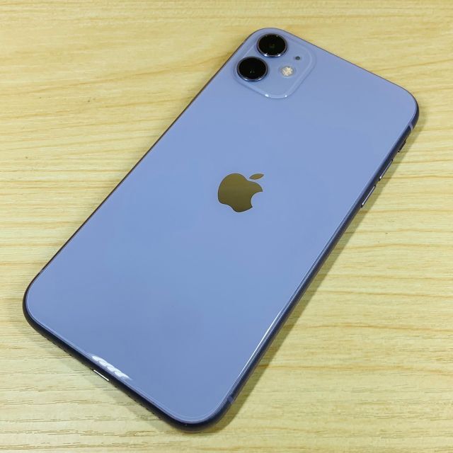 Apple(アップル)のSimﾛｯｸ解除済 iPhone11 256GB P87 スマホ/家電/カメラのスマートフォン/携帯電話(スマートフォン本体)の商品写真