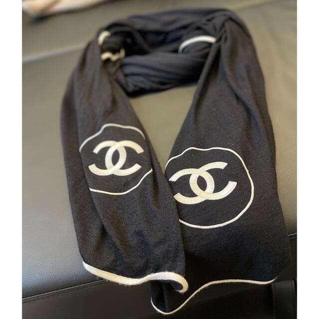 CHANEL(シャネル)のCHANEL ストール　ショール　大判 レディースのファッション小物(ストール/パシュミナ)の商品写真