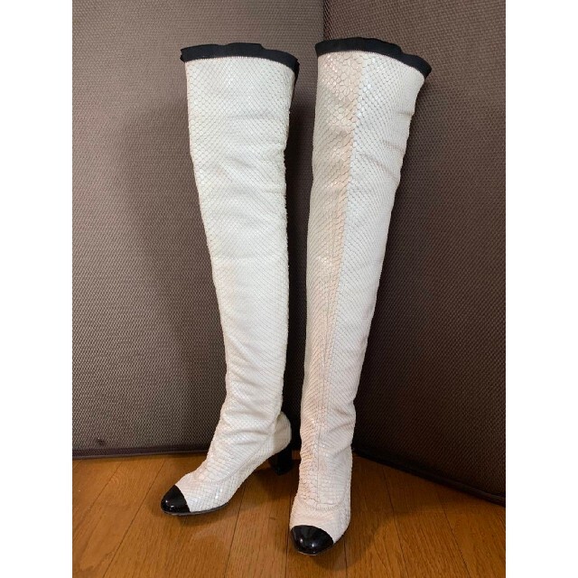CHANEL シャネル ニーハイブーツ レザー CHANEL シャネル ニーハイブーツ レザー